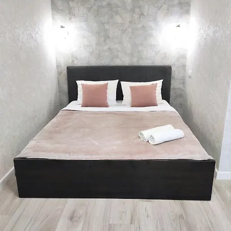 Near Arena On Syhivska Apartamento Lviv